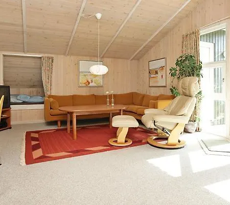Feriehus Three-bedroom Holiday In 6 Blåvand